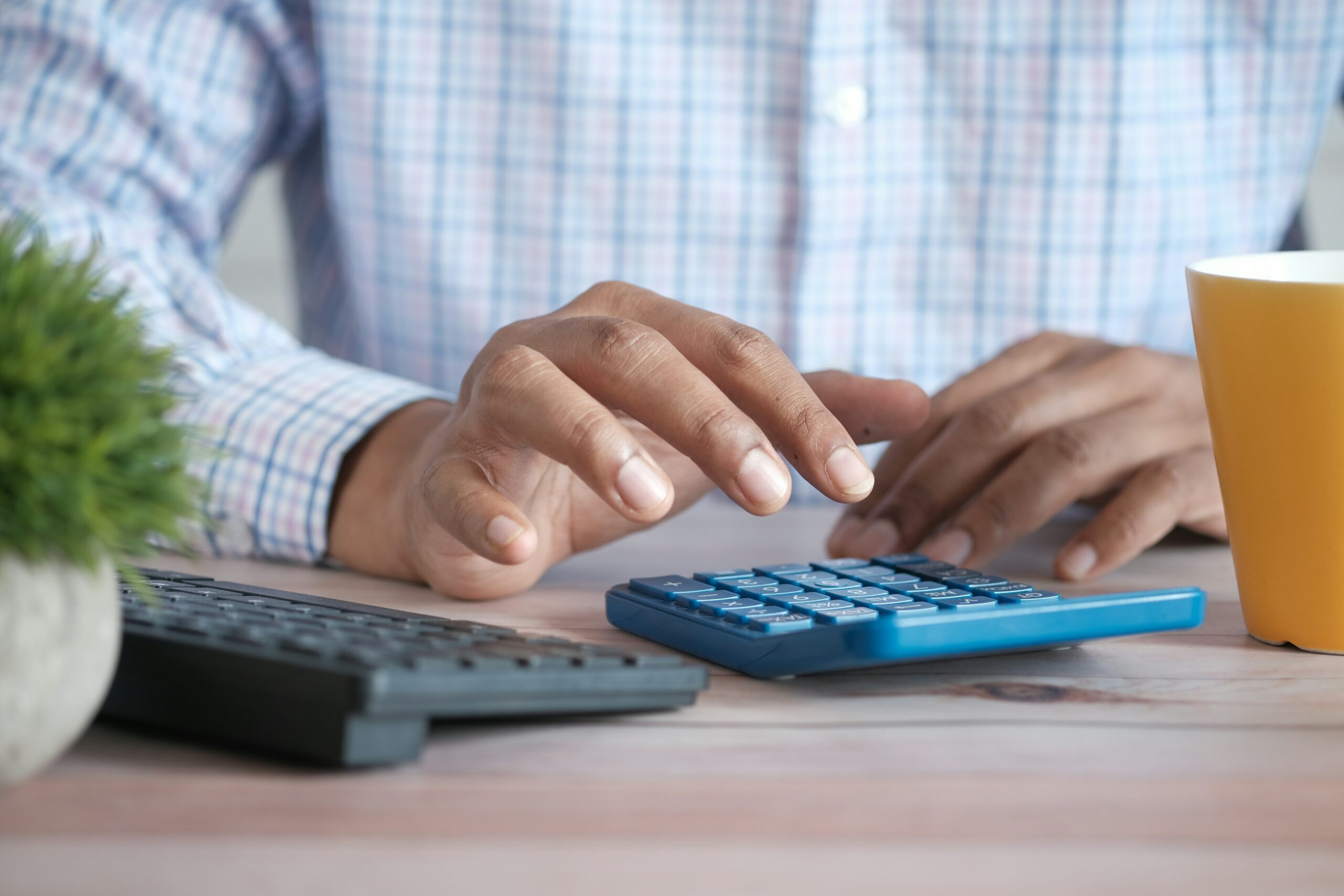 How to Calculate Your Debt-to-Income Ratio Easily
